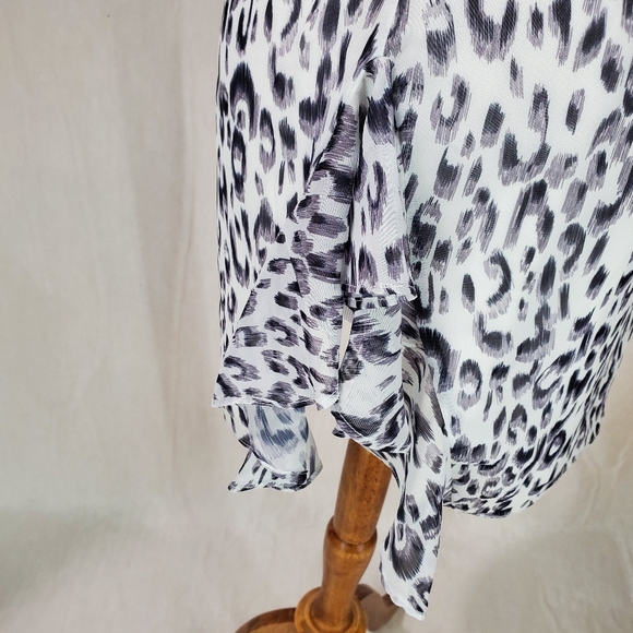 Superdown Kina Mini Dress in White Leopard Sz XS Ruffle Sexy Vacation - Picture 9 of 16